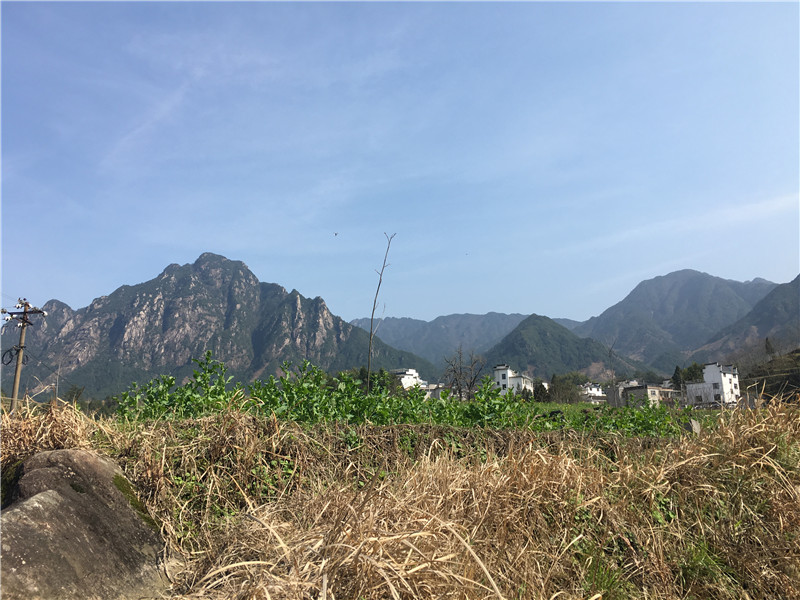 横看成岭侧成峰，从不同的角度看。